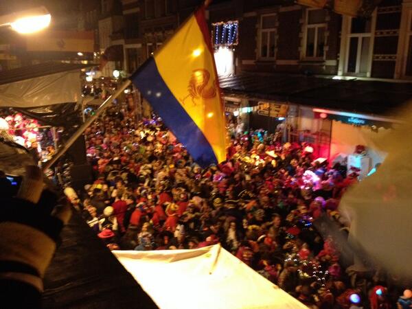 jocusvenlo's tweet photo. JoekskepelleParade http://t.co/JWQ4L96B4E