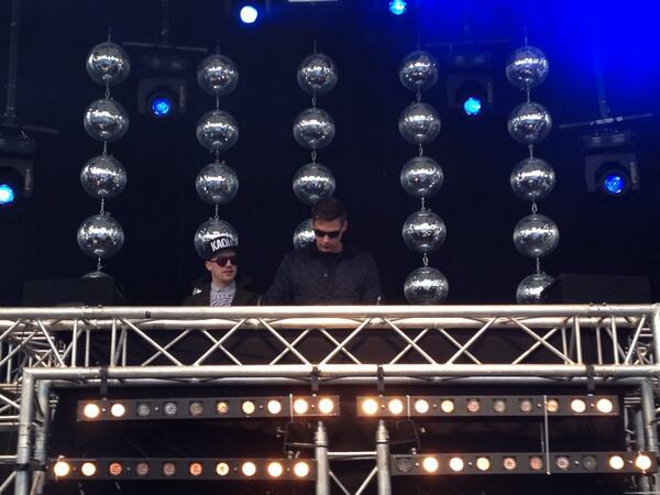 Deze cartoonfiguren laten #MOCP2014 al flink schudden met hun freestyle music