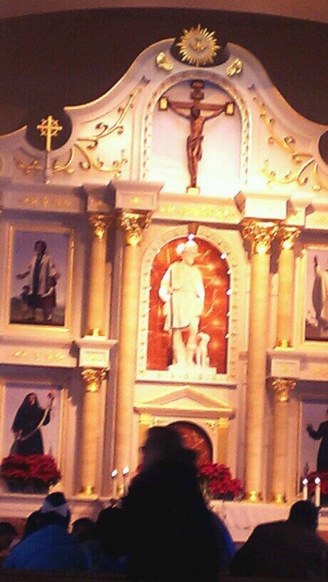king_lambo21's tweet photo. In church bout to hear father frank do his thing *father frank voice* buenos diad a todos* lol http://t.co/ifrOT8GdiH