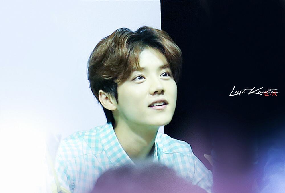 [FANTAKEN] 140301 Nature Republic Fansign in Hong Kong [22P] BhvMSHMCQAARfW2