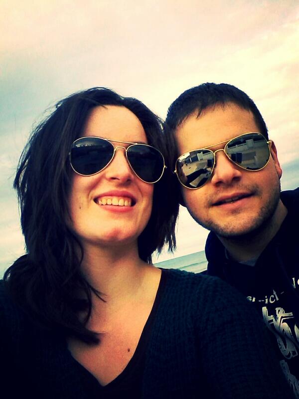 MartaCL8's tweet photo. Finde espectacular al teu costat @javius46 t'estimeeee http://t.co/hDIsCTjJPq