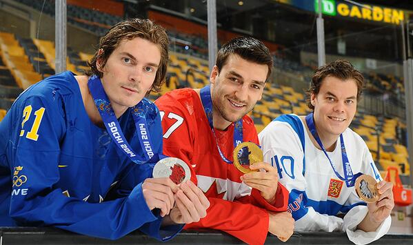 NHLBruins's tweet image. View photos of #NHLBruins with their Olympic gold, silver and bronze: bbru.in/1fAkSC6