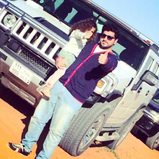 K_YAZED's tweet photo. انا و رغود http://t.co/4l4qGQoR5U