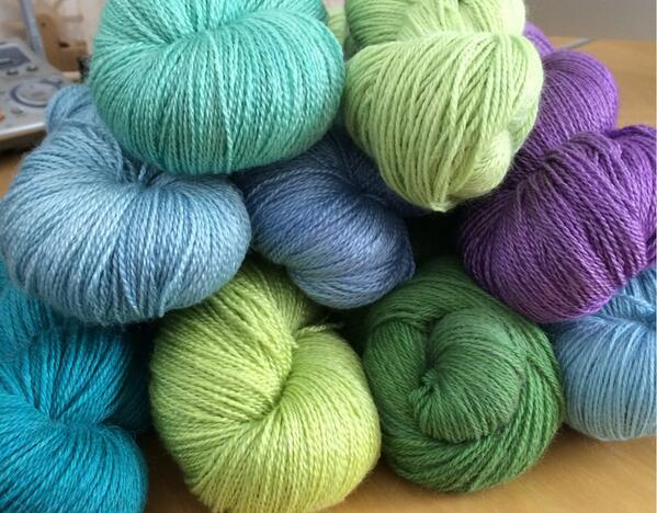 AtBullardFarm's tweet photo. Who is thinking about Spring? I think I am! http://t.co/hthmmcNAuf