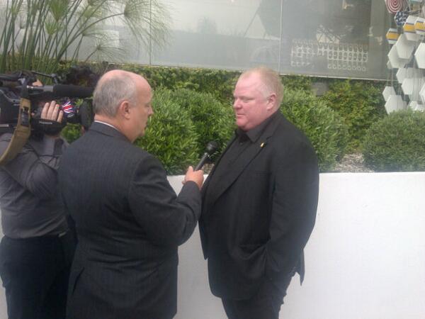 cityfrancis's tweet image. Um, that's a Canadian reporter RT @TOMayorFord: Stopping for a quick interview to promote #Toronto  #hollywoodnorth