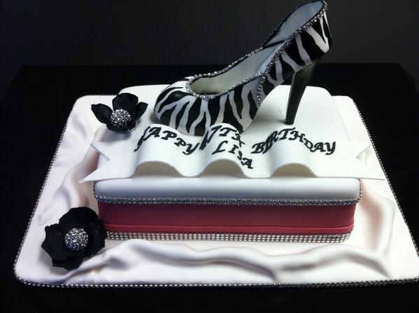 sweettoothcake's tweet photo. #diva http://t.co/RaC5DLN3mI