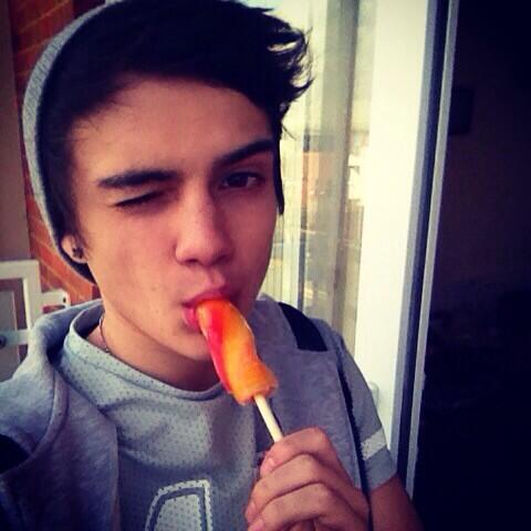 michaelsutthako's tweet photo. My lolly... http://t.co/wexGfks8nI