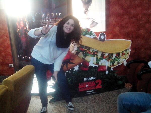 marmolillo94's tweet photo. Películon no @Fabiolamrtnz ? http://t.co/xbA7ktCB4v