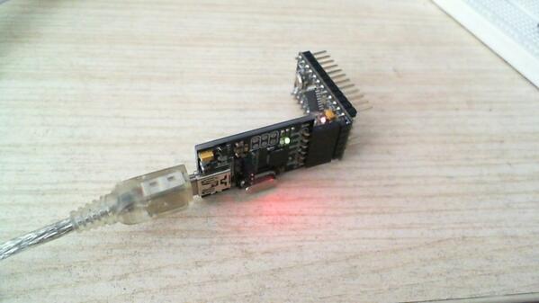 geraicerdas's tweet image. 6. Utk memprogram Arduino Pro Mini kamu bs pakai Arduino UNO yg kamu pny atau pakai FTDI breakout board #KelasArduino