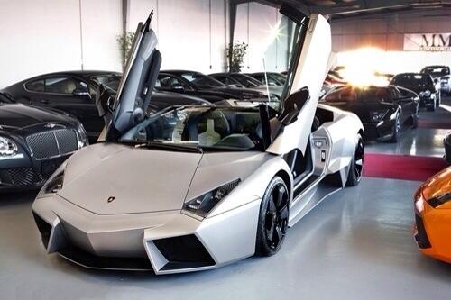 _OnePercent_'s tweet image. Beautiful Lamborghini