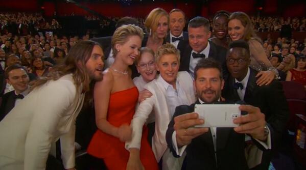 FUNXIONCreative's tweet image. Photo of the night #Oscars