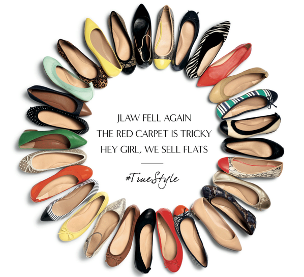 BananaRepublic's tweet image. JLaw fell again
The red carpet is tricky
Hey girl, we sell flats
#OscarHaiku