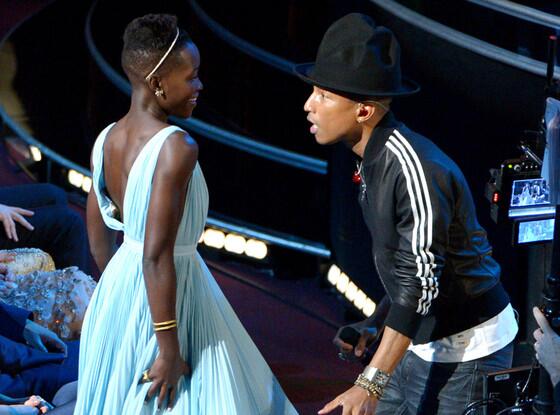 enews's tweet photo. The best (and worst) moments of #TheOscars2014! http://t.co/JaFCh1Rxrv http://t.co/lGHU6lKIOf