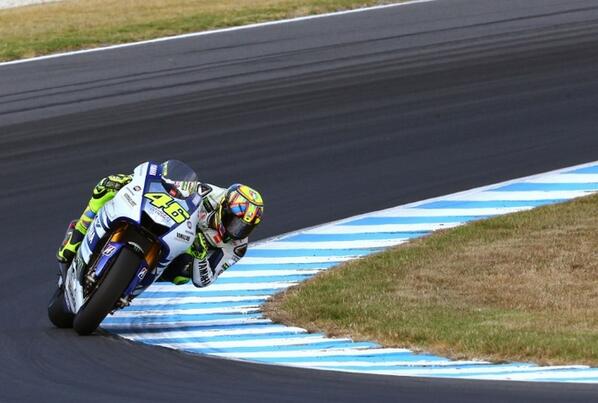 In carenaaa! ..beh più o meno.
Vale 3° at the end of first day in Phillip Island
[#motogp]