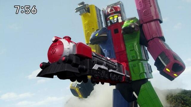 Kotaku on "Power Rangers robot with erection: http://t.co/pruzBvJEc0 http://t.co/z0J015WqcT" / Twitter