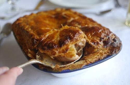VisitBritain's tweet photo. What’s your favourite pie for #BritishPieWeek? We’re getting hungry! @gbchefs http://t.co/9EUg1AVq8O http://t.co/yRkRAkH79t