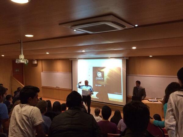 jorgeluishidalg's tweet photo. Gracias a David Lansdale y USFQ por su invitación para conferencia: Sector Energético @carbonmastersuk @GreenPower_EC http://t.co/83vzdCIy8o