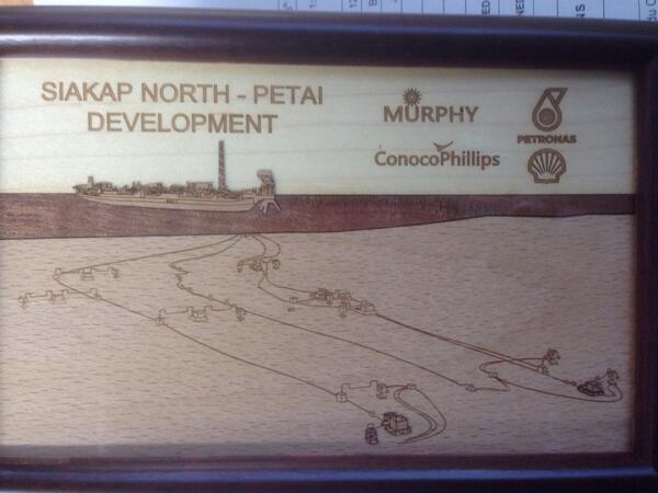 Johan_Samad's tweet photo. A memento from Murphy - proud to have led the Pre-FEED &amp; FEED of this development with INTECSEA http://t.co/bJnLLLdu9H