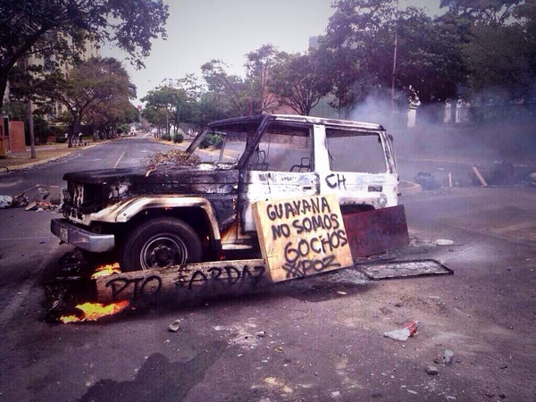 jegutierrezven's tweet photo. @LaHojillaMKTV Queremos un Gral. Con Bolas aquí en Guayana y que no se deje someter con 4 tontos http://t.co/tou2Qy3sjv