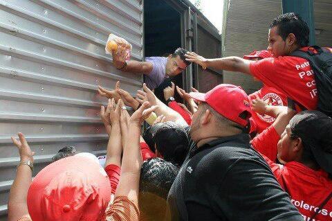 napoleonbravo's tweet photo. Merentes:"Tenemos una crisis económica pero no es tan profunda" http://t.co/ylnVSspf03