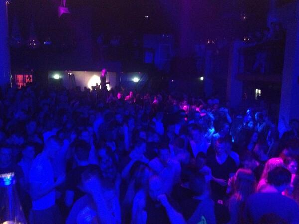 <a href="/Brothers_FD/">FB_brothers_FD</a> was TOP!!! Thanks for having me! And a big s/o to all u guys! <a href="/Dj_Mucho/">Peter</a> @JSimonBenjamin <a href="/ThePartysquad/">The Partysquad</a>