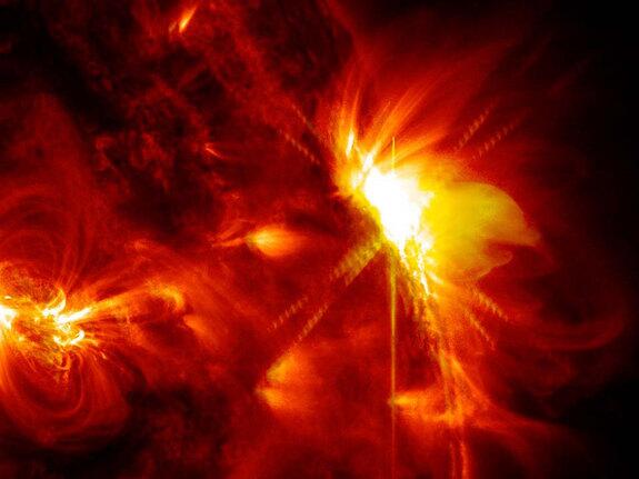 Sun Unleashes Intense Solar Flare as NASA Watches (Video) oak.ctx.ly/r/t0yz