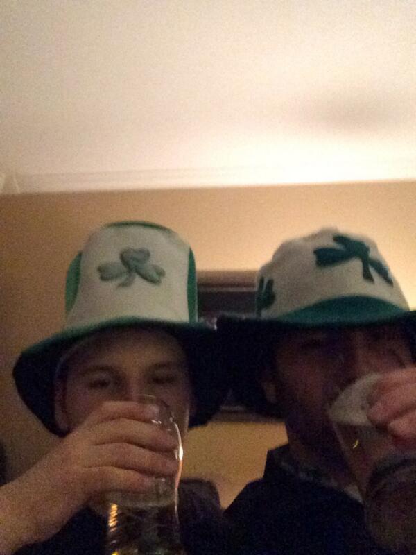 greenridge22's tweet photo. Happy st paddys day ppl! Getting drunker than @Mr_Lahey_ when randy left him for barb http://t.co/FZmocI3B70