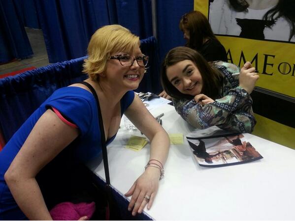 AARrhk's tweet photo. @Maisie_Williams @JBrandJeans @Caslazur @CarloPazoliniRu http://t.co/u83H28iX6r