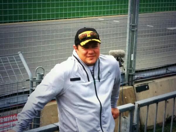 <a href="/ausgrandprix/">F1 Australian Grand Prix</a> <a href="/phil_dimitriu/">Philip Dimitriu</a> <a href="/NPalbas/">Nick Palbas</a>  <a href="/jordan_kouts/">Jordan Kouts</a> <a href="/BillKanellis/">Bill</a> Trackside! Bring on the main event #makephilfamous