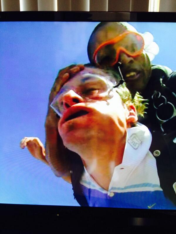 chado33's tweet photo. Looking good jumping out of a plane @jackwilson90 http://t.co/jtFrCSgHpO