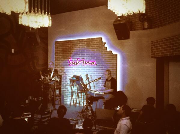 NSabinerasMX's tweet photo. Arrancamos #nochesSabineras! Gracias #Cordoba @SabinaLiveBar http://t.co/rlbhy7G5BC