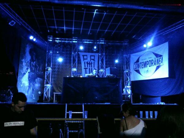 Juan2Ms's tweet photo. La luz y el sonido. http://t.co/05y9FMTKXs