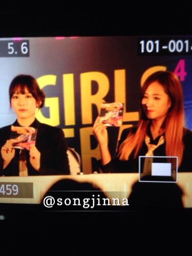 [PIC][16-03-2014]SNSD tham dự buổi fansign cuối cùng cho "Mr.Mr" vào tối nay Bi10_vICYAAduVU