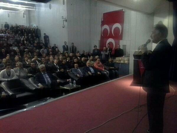 MustafaErzin27's tweet photo. Gen Bşk Yrd Sn Prof Dr Edip Semih Yalçın beyle partimizin seçim sandık kurulu üyeleriyle birlikteydik @E_SemihYalcin http://t.co/k4cxuP4rnJ