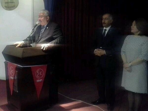 MustafaErzin27's tweet photo. Gen Bşk Yrd Sn Prof Dr Edip Semih Yalçın beyle partimizin seçim sandık kurulu üyeleriyle birlikteydik @E_SemihYalcin http://t.co/YaaGcPbSwY