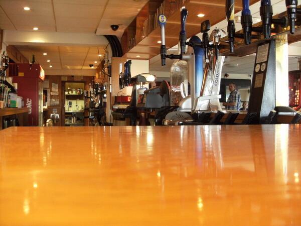 Seadellbar's tweet photo. sunshades sun cream needed if you are heading to @Seadellbar today.  Its the perfect day to be beside the sea. http://t.co/Oz0UItAFtp