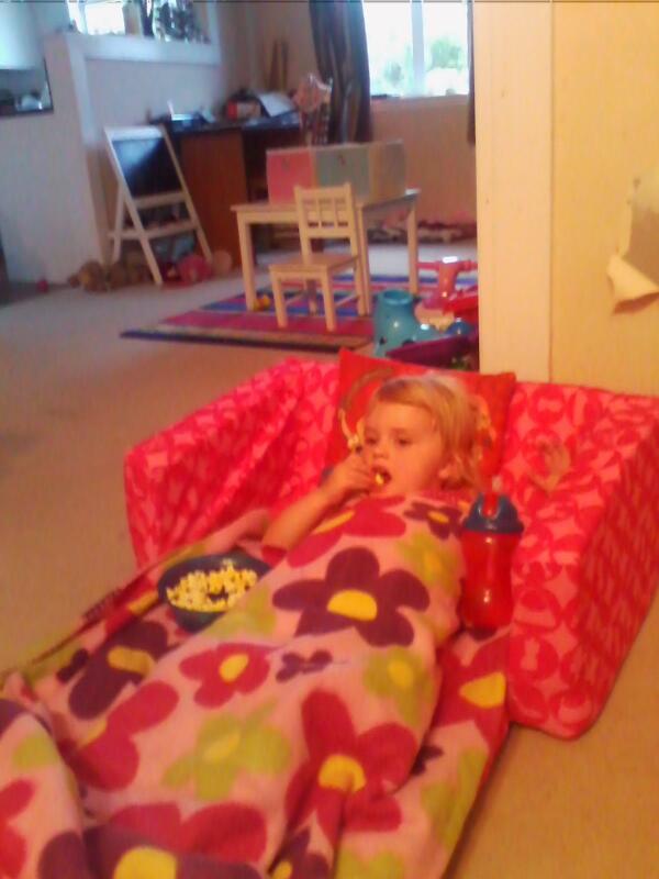 MillyCocaine's tweet photo. @jaxmewett don't tell mum I'm watching movies with popcorn! http://t.co/jfumpWWTCQ