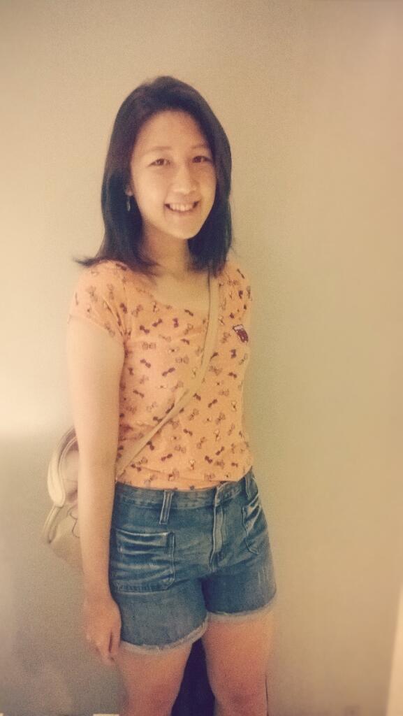 samdevina tweet picture
