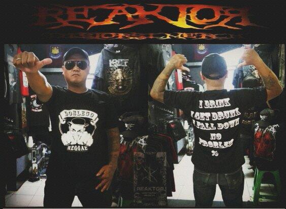 ReaktorGlorious's tweet photo. Ready stock @donlego "I GET DRUNK" TS 
CC: @donlegoband @Antek_Skarepmu @antekpabeulit http://t.co/LqbeUYsObj