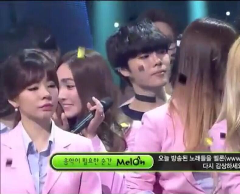 Bi1NoAjCEAAjXhz.jpg:large