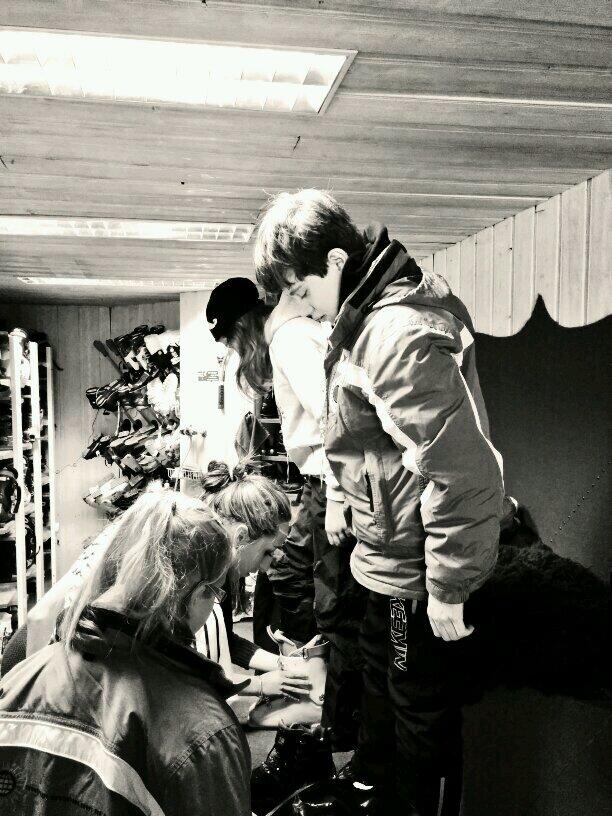 Embedded image permalink