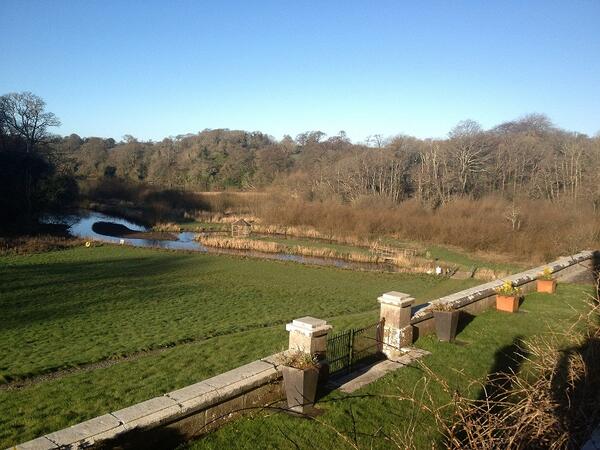 KitleyHouse's tweet photo. What a lovely morning! A great day for a walk around the estate, finishing with a yummy roast dinner!  Perfect! http://t.co/JycE6xMa71