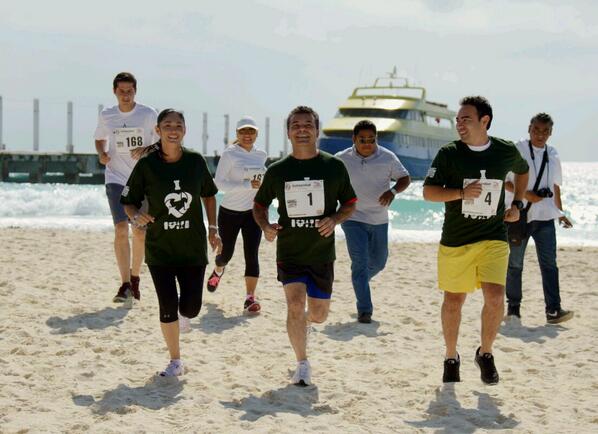 EstoyConMau's tweet photo. Buenos días #PlayadelCarmen disfruten el #DomingoFamiliar 
@MauricioGongora @CinthyaOsorioG http://t.co/mWLV208fWN