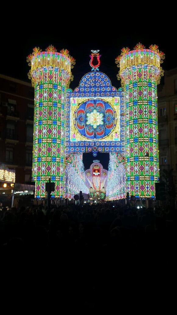 antoniio_rami's tweet photo. Esto son luces y lo demas es tonteria. http://t.co/sp5Mg9oYsQ