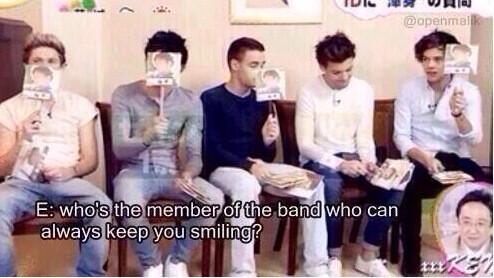 nialljdbhemmo's tweet photo. REMEMBER WHEN 4/5 CHOSE LOUIS FOR THIS

HE MAY NOT BE UR FAVE BUT

RT IF LOUIS ALWAYS KEEPS U SMILING

#Vote1DUK #KCA http://t.co/FYH2ZmtKBc