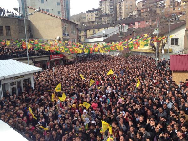 Bitlis Halkının çoşkusu herkese verilecek en güzel cevaptı.31 Mart'ta <a href="/huseyin_olan/">Hüseyin Olan</a> ile beraber güzel günlere