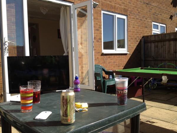 frenchlar3's tweet photo. #frenchiesbeergarden http://t.co/cDgWKV4ePk