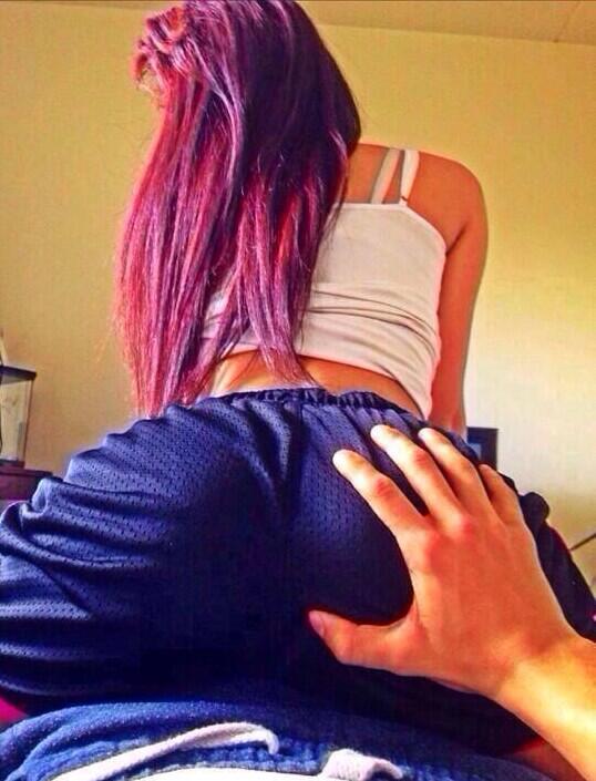 Only1JSmith's tweet photo. #YouCanStayIf you wake me up like this. http://t.co/CCgTLiDb8S