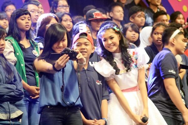 Noeey_Chibi's tweet photo. Waah lucu"@ChristyCB_100: "@Twibi_Hugs: #SharePictChiBi @Noeey_ChiBi @noviherlina w/ Twibi Twiboy http://t.co/xBz0MaKEkk""