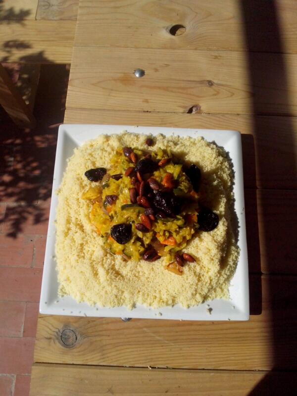LolaViudez's tweet photo. Preparando el viaje#marruecos#cuscus@maewete@jesicahuescarlo http://t.co/nQ1BFG6J0m